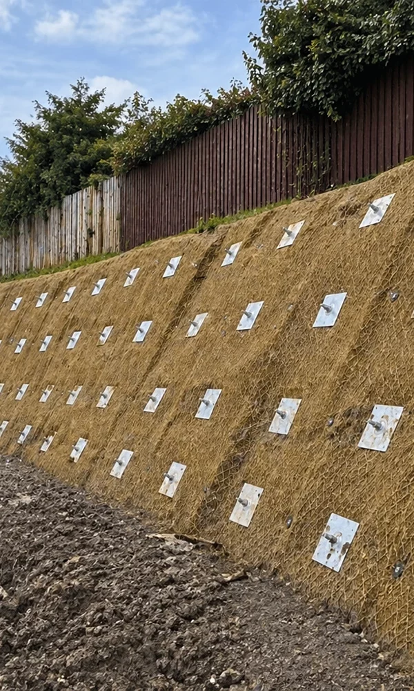 Fournisseur de solutions géotechniques et environnementales durables